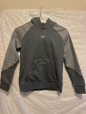 Adidas Kid’s Gray Pullover Hoodie Sz Small